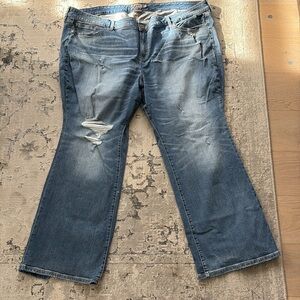 Torrid Mid-Rise Slim Boot Jeans size 28S.